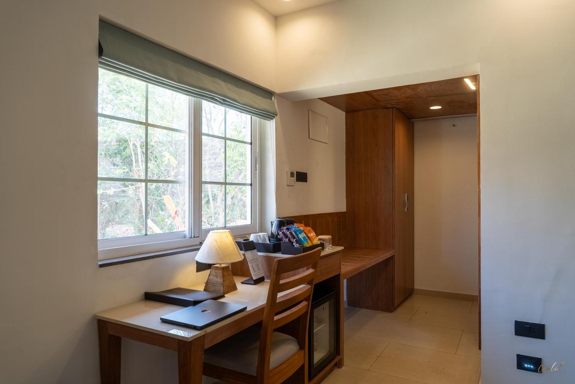 The Fern Wisteria Resort, Dhari Extérieur photo